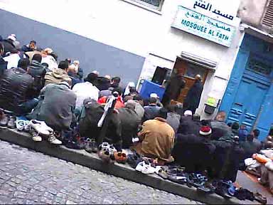 Barbès jour de la prière - JPG - 21.6 ko