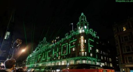 Fuck Off sur Harrods